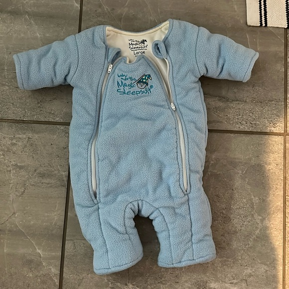 Magic Sleepsuit Used in good condition - Picture 1 of 3